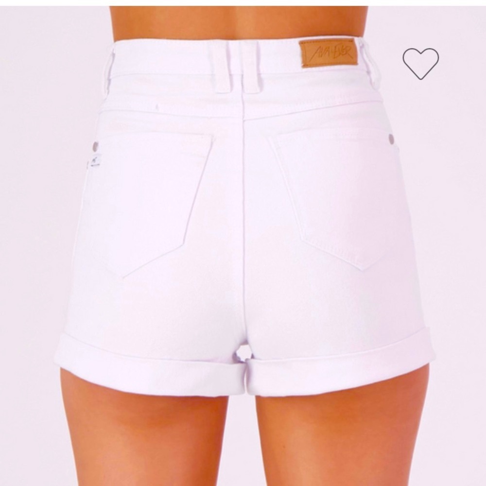 Ava & Ever: High wasted white shorts